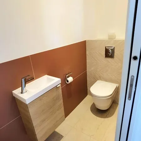 Piscine Et Jacuzzi Loft Ravissant Dans Maison Basque *