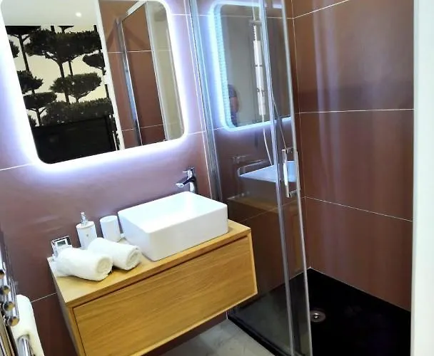 Apartment Piscine Et Jacuzzi Loft Ravissant Dans Maison Basque *