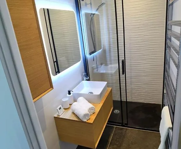 Piscine Et Jacuzzi Loft Ravissant Dans Maison Basque Apartment Anglet