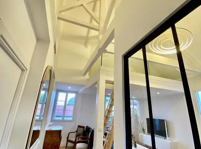 Apartment Piscine Et Jacuzzi Loft Ravissant Dans Maison Basque