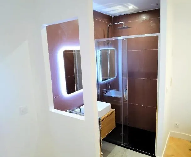 Piscine Et Jacuzzi Loft Ravissant Dans Maison Basque Anglet